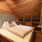 Alpine Stern 木屋 *